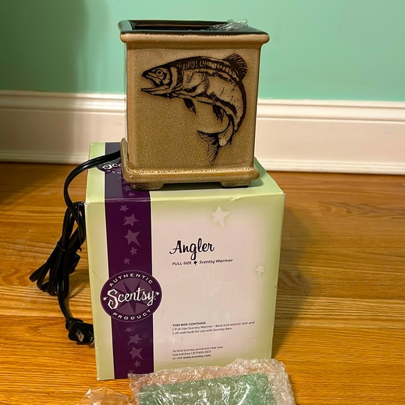 Scentsy Other - Scentsy Warmer - Angler